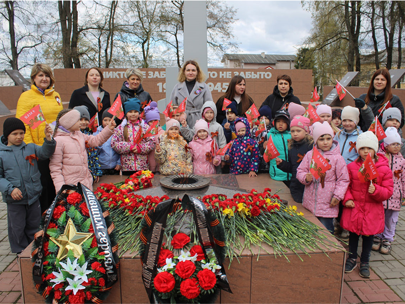 В преддверие празднования главного праздника страны прошла легкоатлетическая эстафета посвящённая 80-летию Победы в Великой Отечественной войне.
